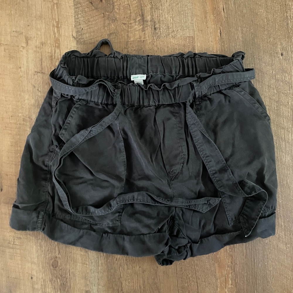 American Eagle fabric shorts